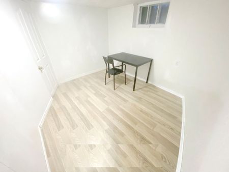 For Lease - 112 Leland Street Unit# Two Rooms Bsmt, Hamilton, Ontario - Photo 5