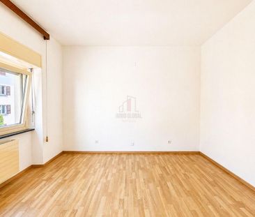 3.5 Zimmer, 93 m², 1. Stock - Foto 2