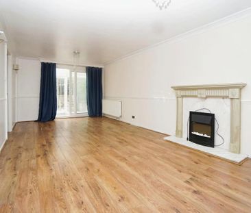 3 bedroom terraced house to rent - Photo 1