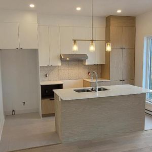 Logement 5 1/2 (1 an d'usure) - Photo 2