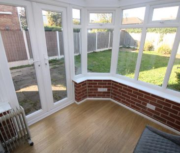 3 bedroom semi-detached house to rent - Photo 2