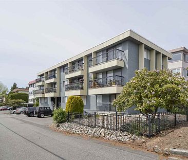 Newly Renovated Second Floor Apartment in White Rock - Photo 1