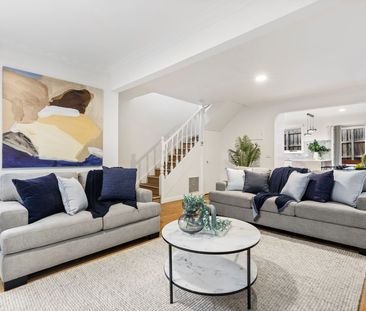 Stylish, Spacious & Perfectly Positioned - Photo 2
