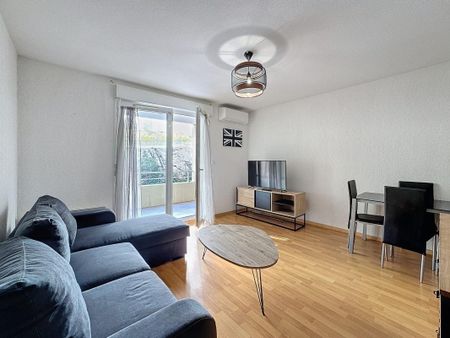 Location Appartement 2 pièces Meublé 40m² AJACCIO 20000 - Photo 2