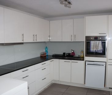 Bright 4.5-room apartment with balcony in Derendingen - Photo 4