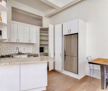 1 Bedroom on Queen St - Photo 3