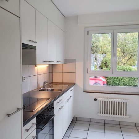 Appartement rafraîchi de 2 pièces au rez-de-chaussée - Photo 3