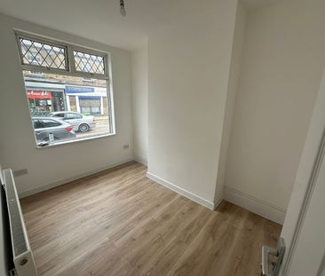 4 Bed Terraced House, Holme Lane, S6 - Photo 1