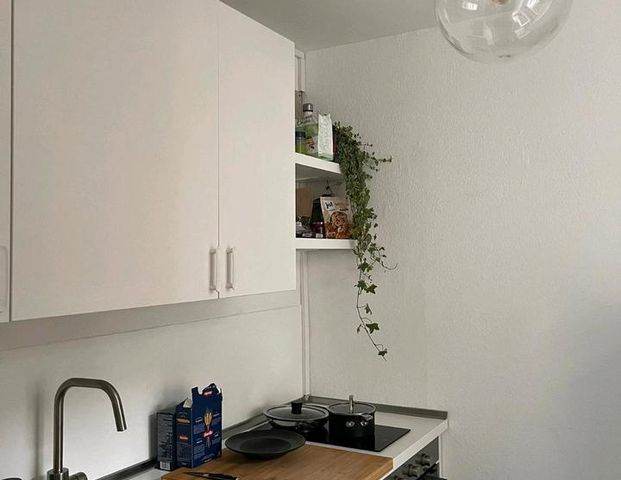 Zwischenmiete Berlin: Helle 1-Zimmer-Wohnung (nur Dezember) - Foto 1