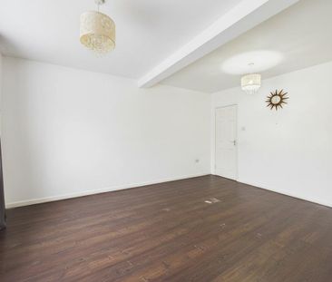 1 bedroom semi-detached house to rent - Photo 3