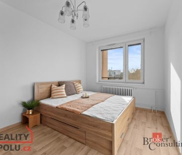 Pronájem bytu 3+1 82 m² - Fotografie 3
