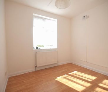 2 bedroom maisonette to rent - Photo 6