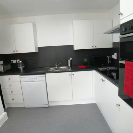 Furnished Rooms to Let – Southampton (Brighton Road, SO15) - Photo 3