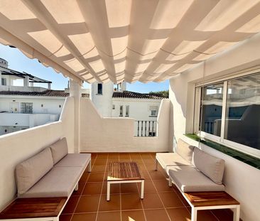 Atico en alquiler en Malaga - Photo 2