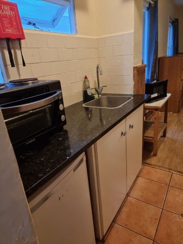 Studio Flat, Gloucester Place, NW1 - Photo 3
