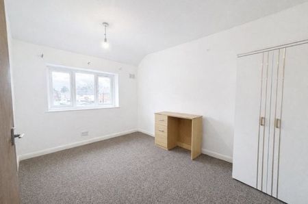 Sheppard Close, Property for rent - Photo 2