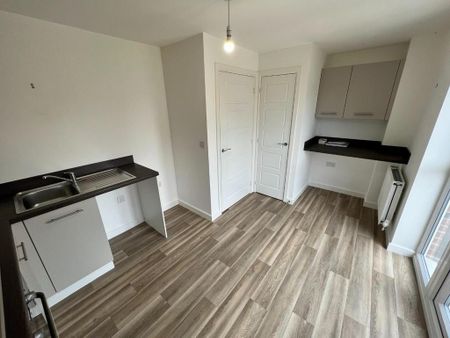 2 bedroom terraced house to rent - Photo 5