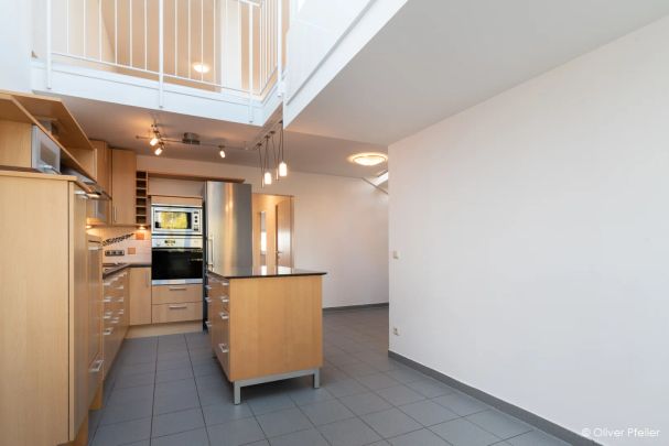 PROVISIONSFREI: MODERNE, HELLE 3-ZIMMER DG-MAISONETTE MIT TERRASSE - IDEAL FÜR PENDLER! - Photo 1