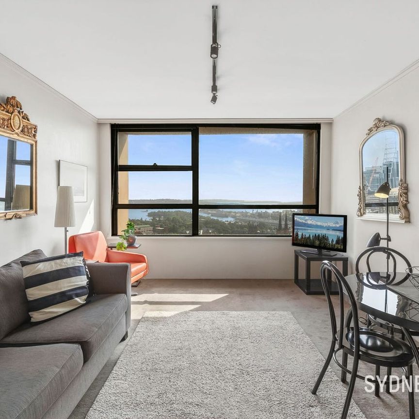 FURNISHED CITY APARTMENT IN PRIME CBD LOCATION | Furnished - Photo 1