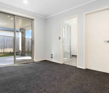 4 Bedroom house for rent! - Photo 2