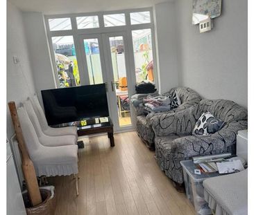 2 bedroom house to rent - Photo 1