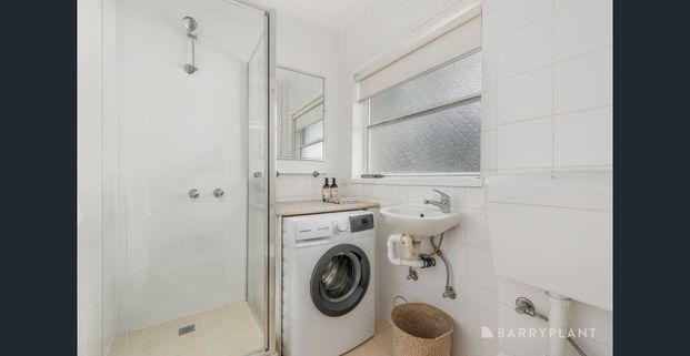 Two-Bedroom Apartment by the Beach - Photo 1