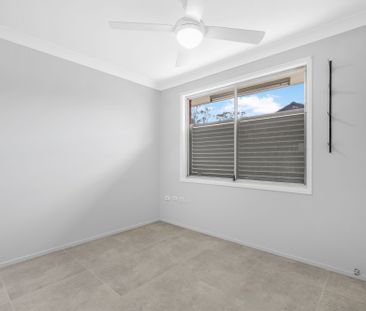 Modern Three Bedroom Home - Photo 1