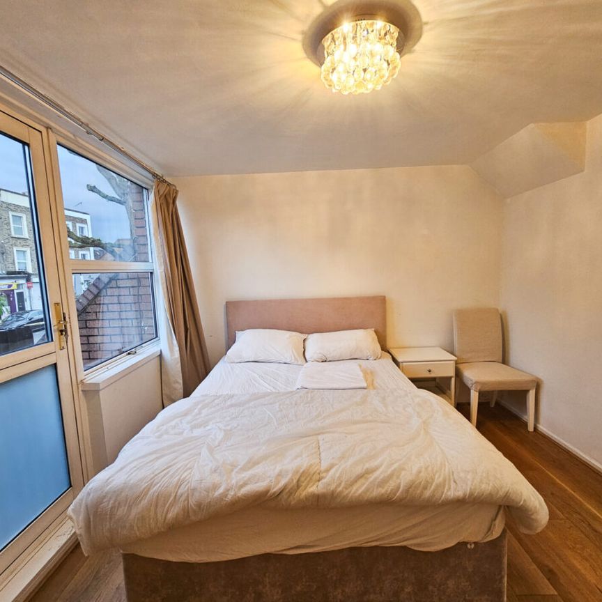 MacKenzie Road, N7, London - Photo 1