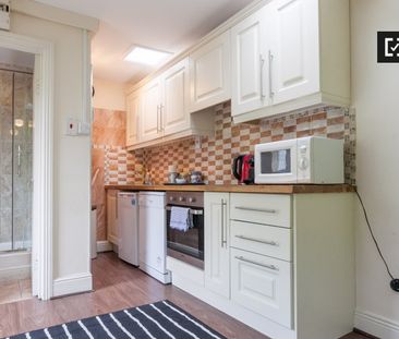 1-bedroom flat to rent in Rathgar, Dublin - Photo 1