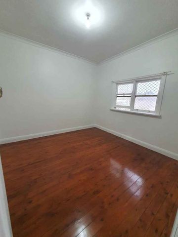 15 Myddleton Avenue Fairfield - Photo 2