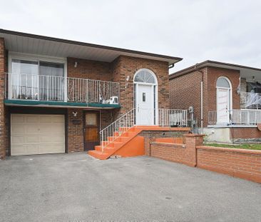 For Lease - 4 Royal Salisbury Way, Brampton, Ontario - Photo 4
