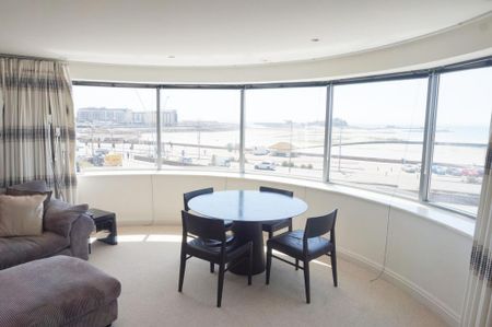 2 bedroom flat to rent - Photo 3