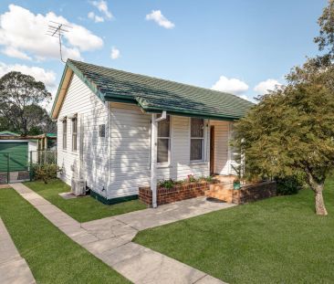 Cute and Cosy Home in Lalor Park! - Photo 6
