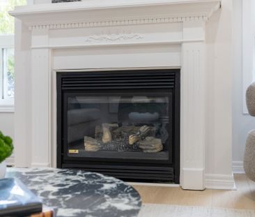 For Lease - 44 Hawkview Boulevard, Vaughan, Ontario - Photo 3