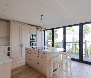 3 bedroom semi-detached house to rent - Photo 6