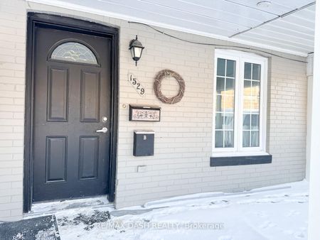 For Lease - 1529 Queen Street Unit# Main fl, Toronto, Ontario - Photo 4