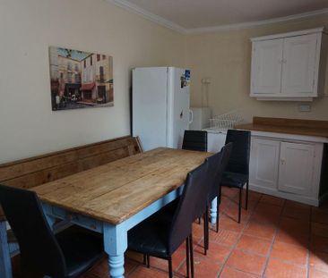 6 bedroom house to rent - Photo 3