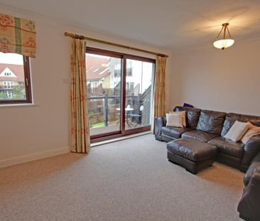3 bedroom townhouse to rent - Photo 4