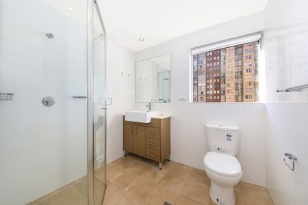 Grand One Bedroom Suite I Level 26 I New Paint - Photo 4