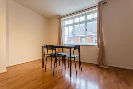 2 bedroom apartment to rent - Photo 2