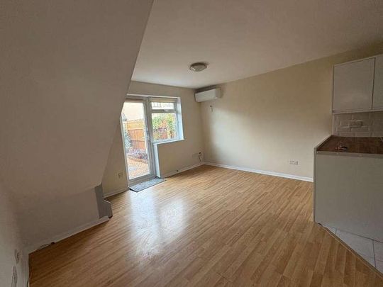 Robin Close, Mildenhall, Bury St. Edmunds, IP28 - Photo 1