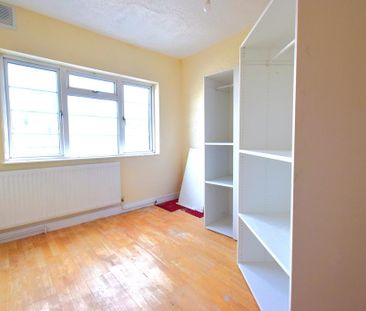 4 bedroom flat to rent - Photo 3