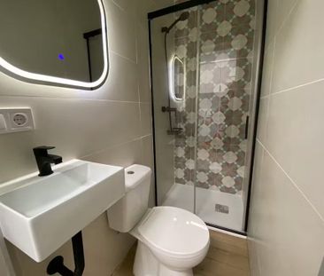 Avenida de Ramón y Cajal, Sevilla, Andalusia 41005 - Photo 5