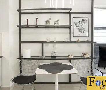 Studio/Γκαρσονιέρα, προς ενοικίαση - 30 τ.μ. - Photo 4