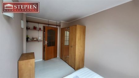 Przedstawiam Państwu ofertę wynajmu mieszkania dwupokojowego w centrum miasta - Złotnicza. - Zdjęcie 4