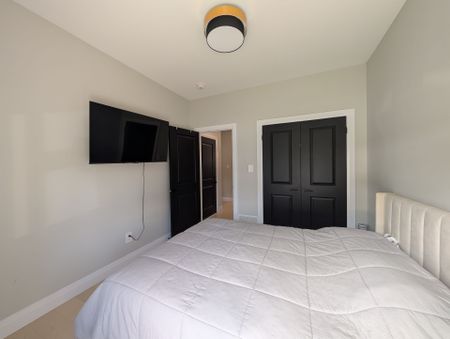 For Lease - 724 Monsarrat Avenue Unit# MAIN, London East, Ontario - Photo 4