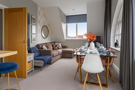 Station Parade - Photo 2