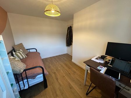 3 Bed Semi-Detached House, Telary Close, L5 - Photo 5