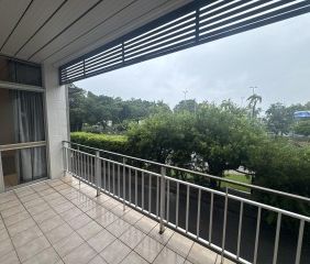 Unbeatable Strand Location - Photo 5