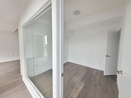 For Lease - 60 Honeycrisp Crescent Unit# 909, Vaughan, Ontario - Photo 2